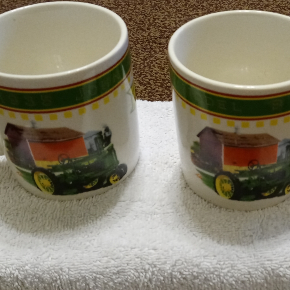 JOHN DEERE 1935 MODEL B Gibson Coffee Mug Co